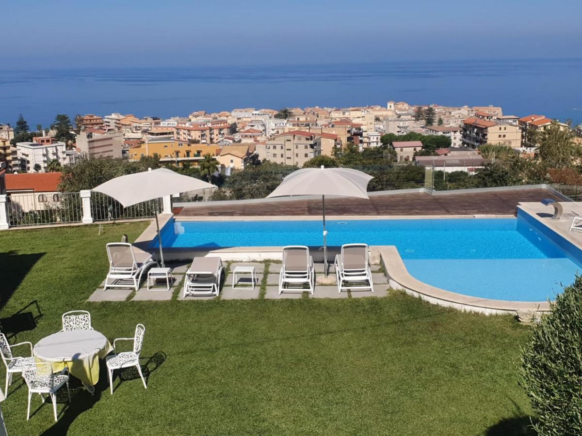 Villa Fontana Тропея Экстерьер фото