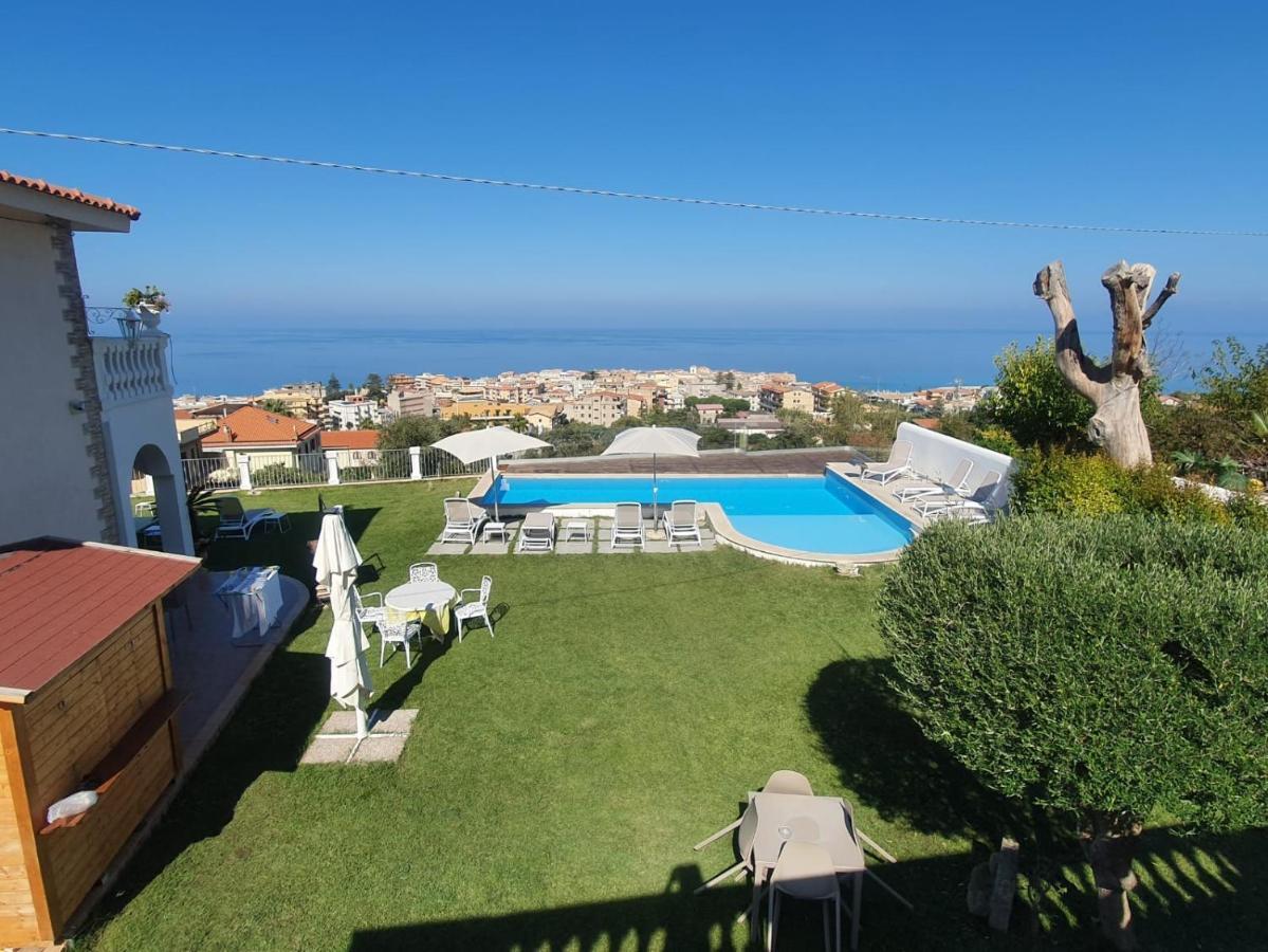 Villa Fontana Тропея Экстерьер фото