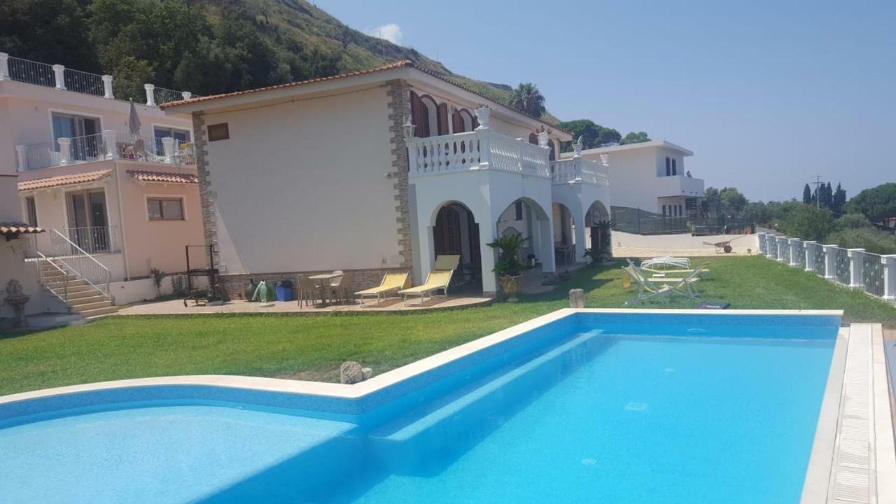 Villa Fontana Тропея Экстерьер фото
